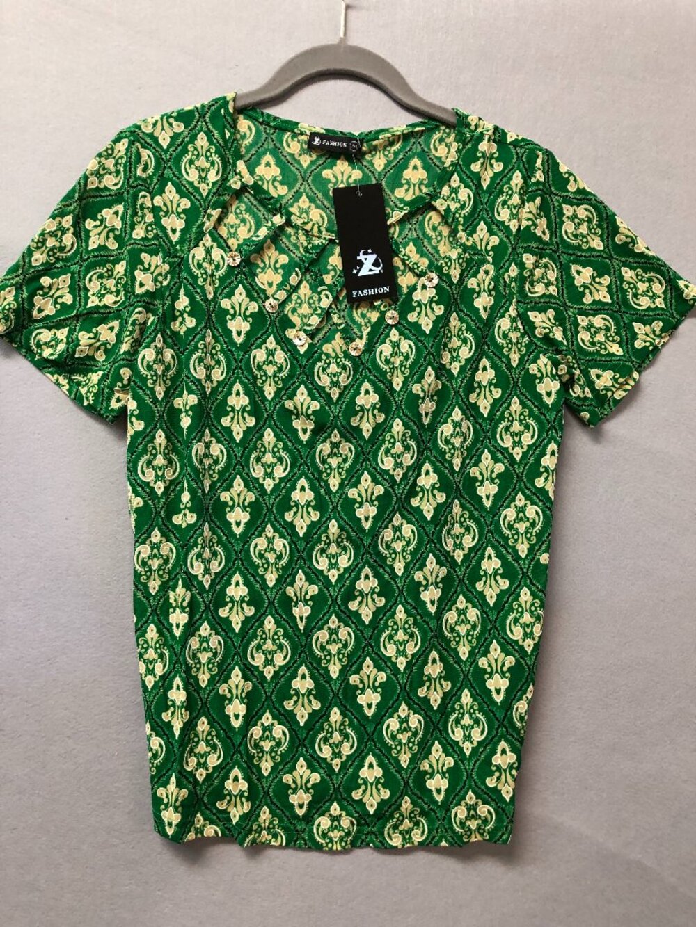 NEW Green Gold Blouse L/XL New with Tag